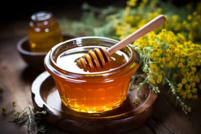 Soignez les petites brûlures avec le miel et cette prescription de grand-mère